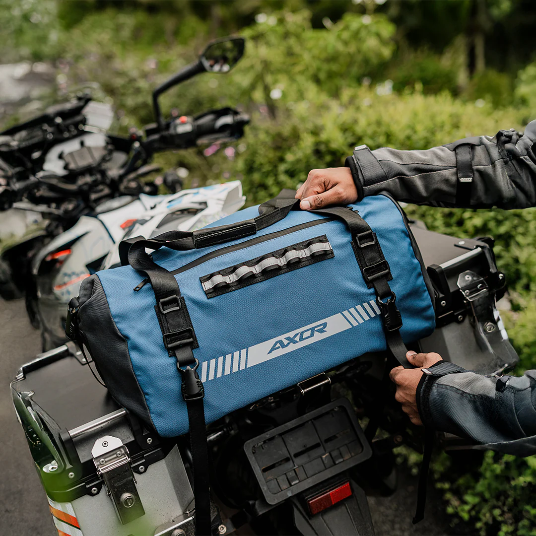 Axor Brat Carrier Duffel Bag - Image 3
