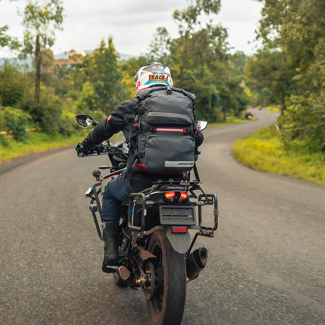 Axor Detour Day Adventure Pack - Image 5